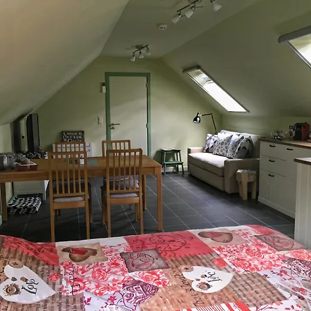 Hoeve Hulsbeek: Genieten De En De Rust Apartment Geetbets